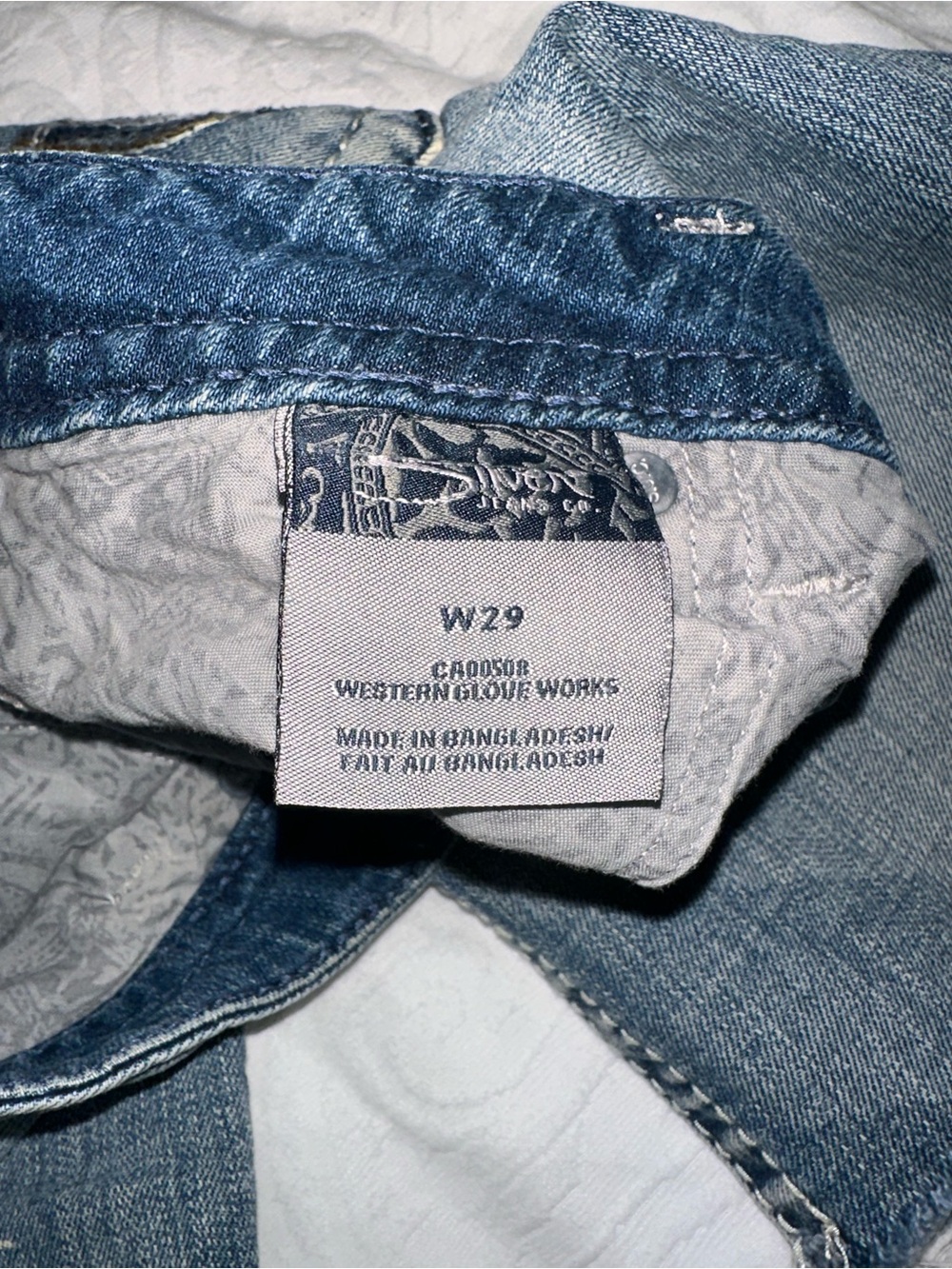 Silver Jeans Women's Faded Blue Denim Bermuda Shorts with Frayed Hem - Picture 9 of 11